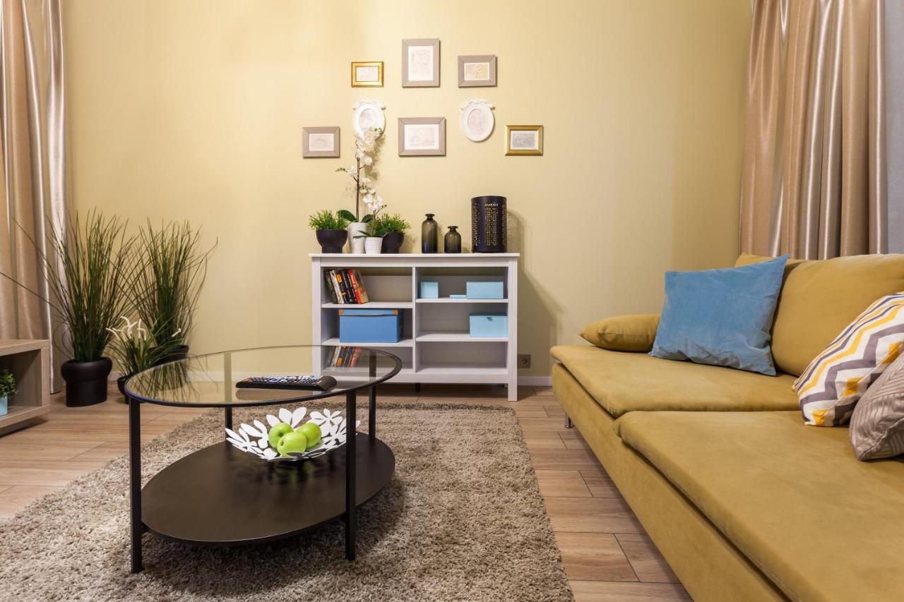 Raugyklos Apartamentai Вилнюс Стая снимка